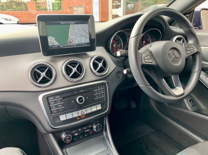 MERCEDES CLA CLA 180 SPORT - 5441 - 14