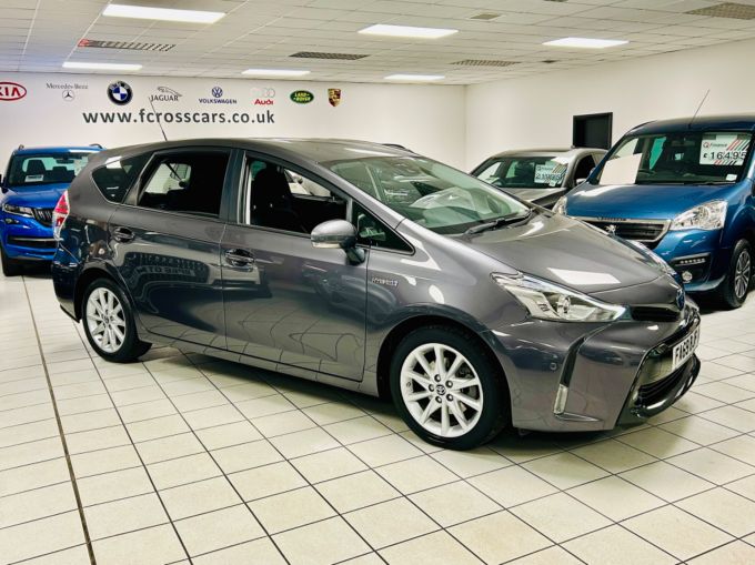 TOYOTA PRIUS PLUS EXCEL TSS - 5528 - 6