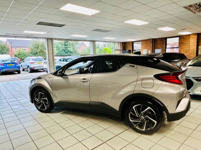 TOYOTA CHR DYNAMIC - 5487 - 10