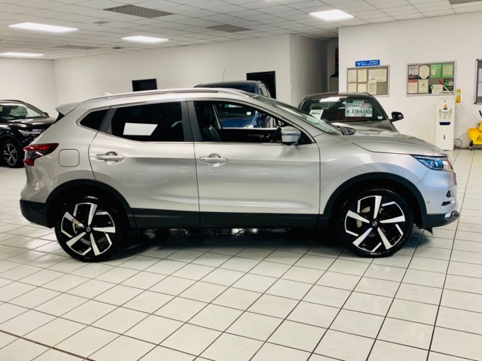 NISSAN QASHQAI TEKNA DIG-T - 5534 - 6