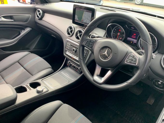 MERCEDES CLA CLA 180 SPORT - 5441 - 13