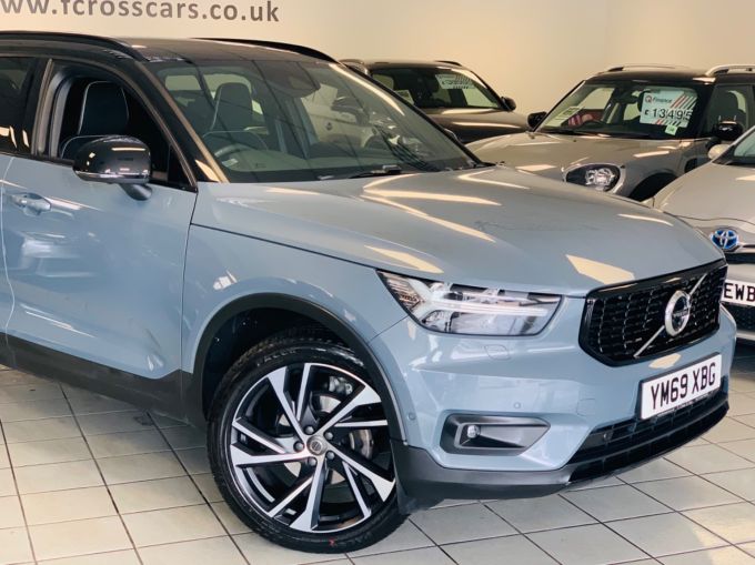 VOLVO XC40 T3 R-DESIGN PRO - 5413 - 6