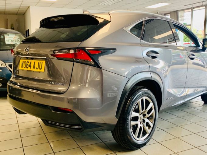 LEXUS NX 300H LUXURY - 5438 - 7