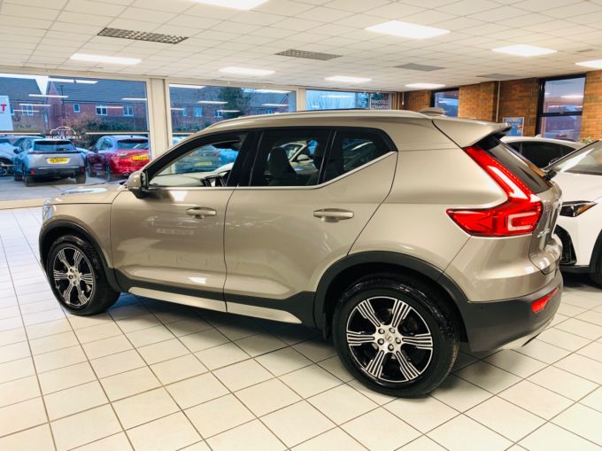 VOLVO XC40 T4 INSCRIPTION AWD - 5540 - 10