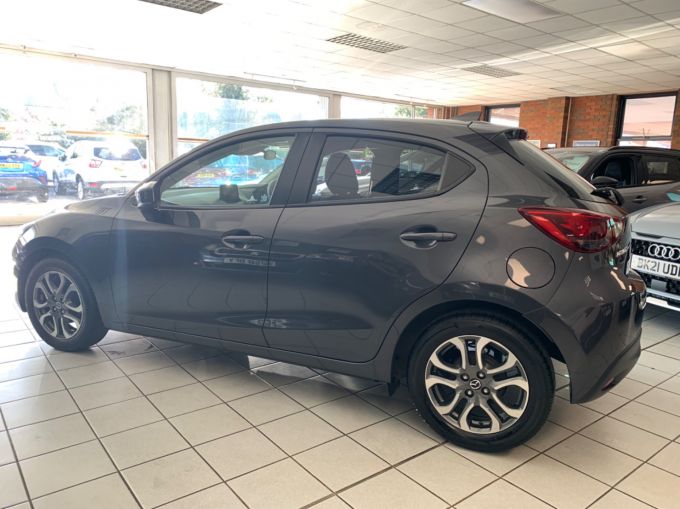 MAZDA 2 SPORT NAV - 5500 - 9