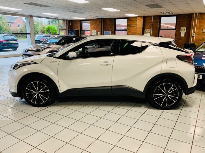 TOYOTA CHR EXCEL - 5505 - 10