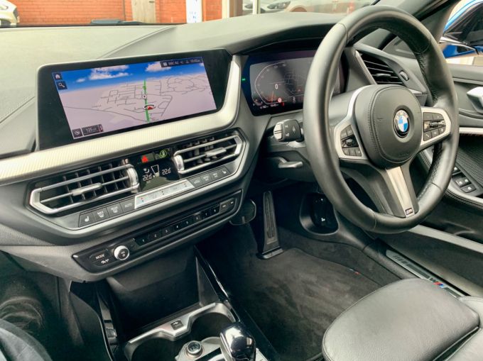 BMW 1 SERIES 118I M SPORT - 5604 - 13