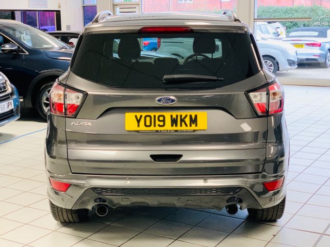 FORD KUGA ST-LINE - 5542 - 8