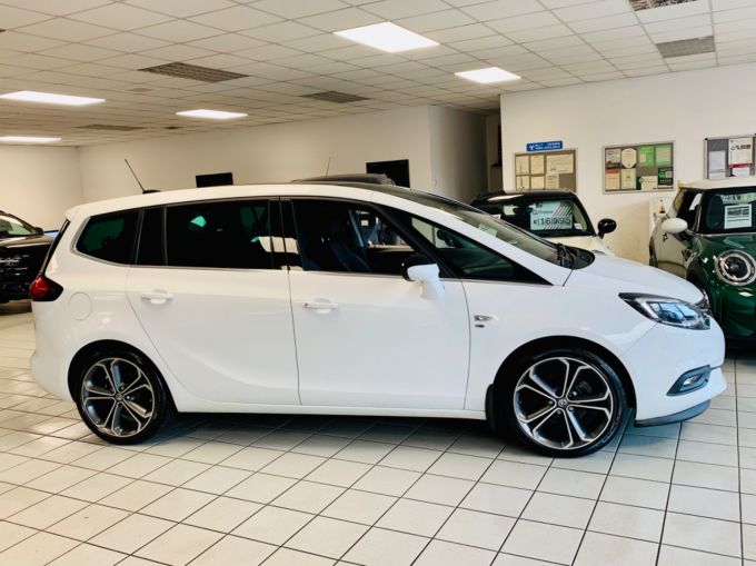 VAUXHALL ZAFIRA TOURER ELITE NAV - 5574 - 6