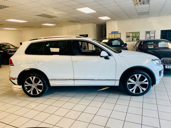 VOLKSWAGEN TOUAREG V6 R-LINE TDI BLUEMOTION TECHNOLOGY - 5478 - 6