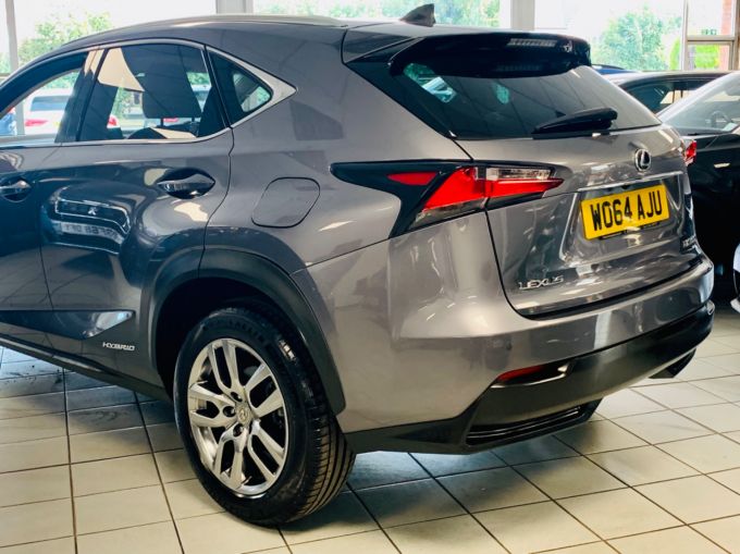 LEXUS NX 300H LUXURY - 5438 - 9