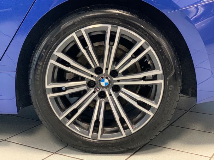 BMW 3 SERIES 320I M SPORT - 5566 - 25