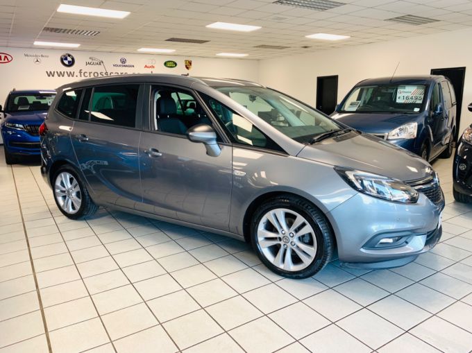 VAUXHALL ZAFIRA TOURER SRI NAV - 5558 - 5