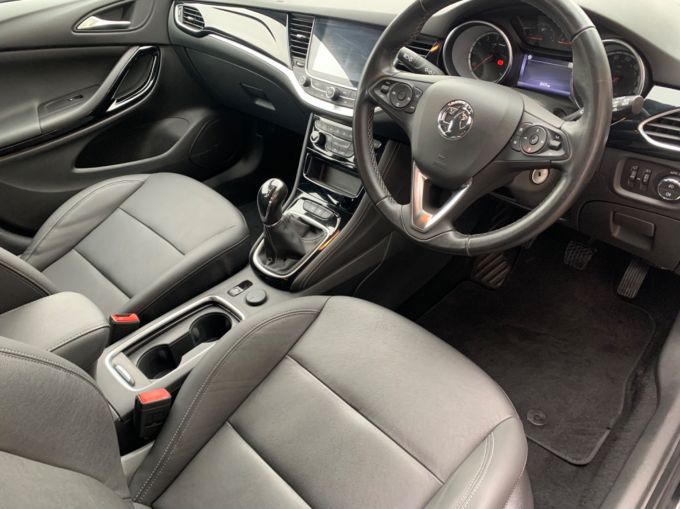 VAUXHALL ASTRA ELITE NAV S/S - 5467 - 11