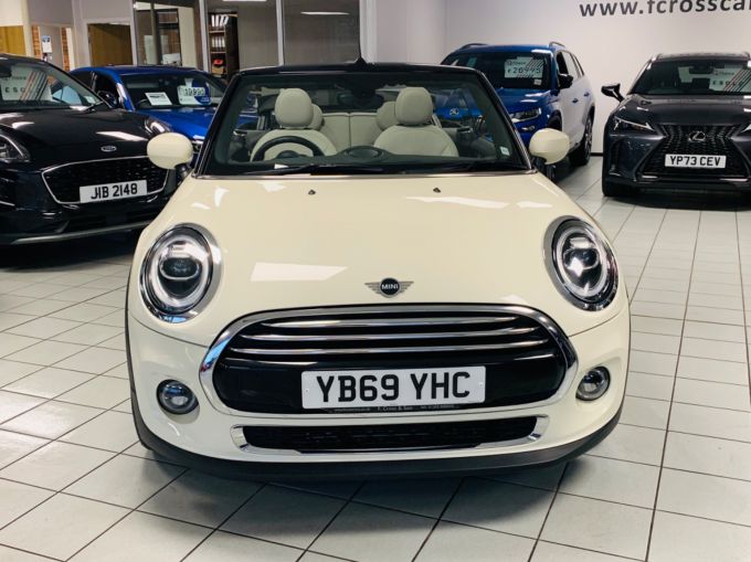 MINI CONVERTIBLE COOPER EXCLUSIVE - 5582 - 3