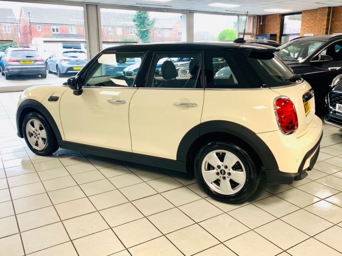 MINI HATCH COOPER CLASSIC - 5572 - 7