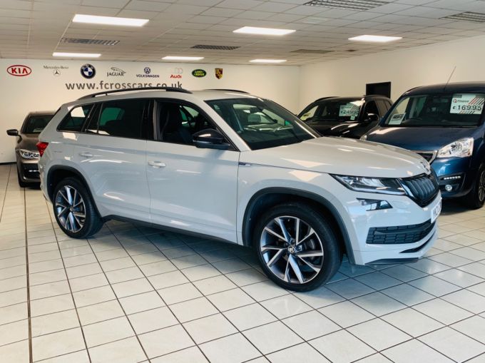 SKODA KODIAQ SPORTLINE TSI DSG - 5469 - 5