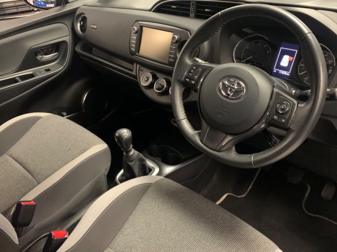 TOYOTA YARIS VVT-I Y20 - 5560 - 11