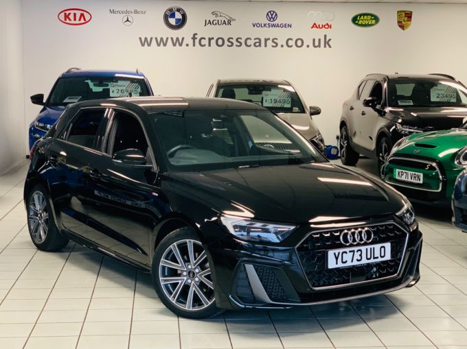 AUDI A1 SPORTBACK TFSI S LINE - 5547 - 1