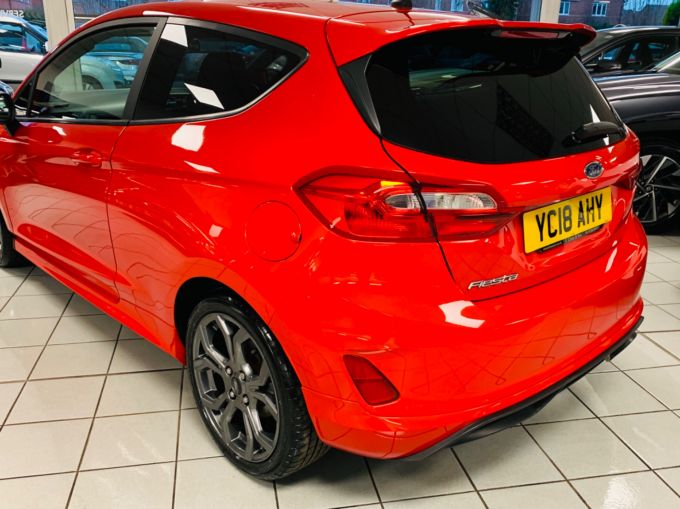 FORD FIESTA ST-LINE - 5545 - 8