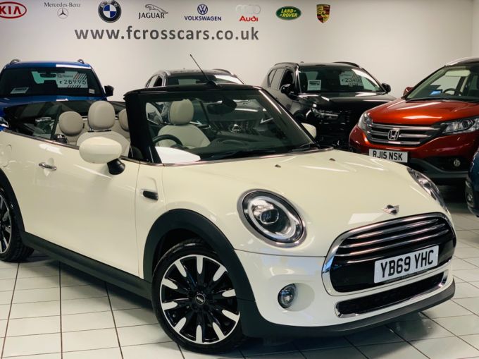 MINI CONVERTIBLE COOPER EXCLUSIVE - 5582 - 4