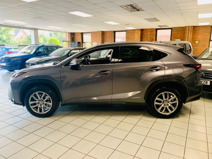 LEXUS NX 300H LUXURY - 5438 - 10