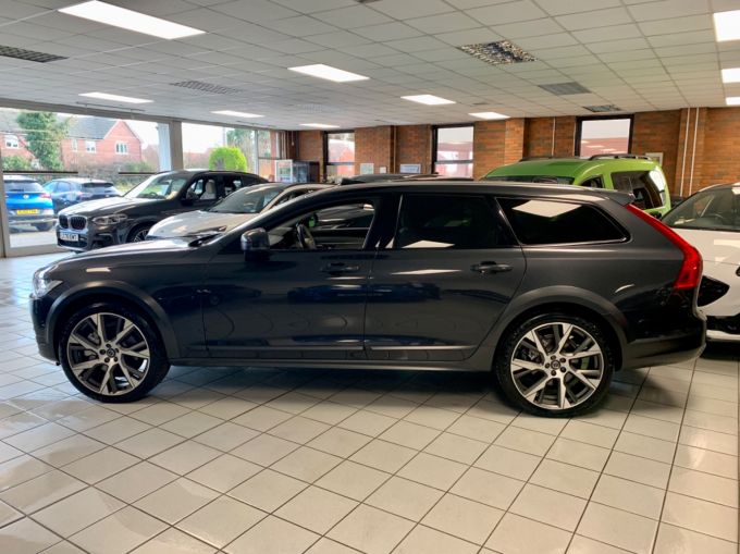 VOLVO V90 D4 CROSS COUNTRY PRO AWD - 5620 - 9