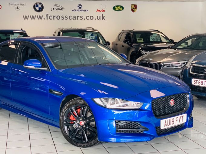 JAGUAR XE R SPORT BLACK PACK - 5506 - 4